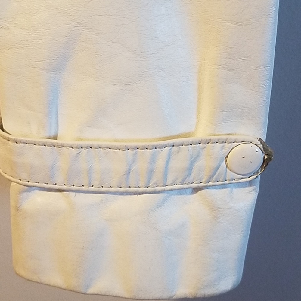 SOLD! Ivory Leather Jacket - Picture 6 of 8